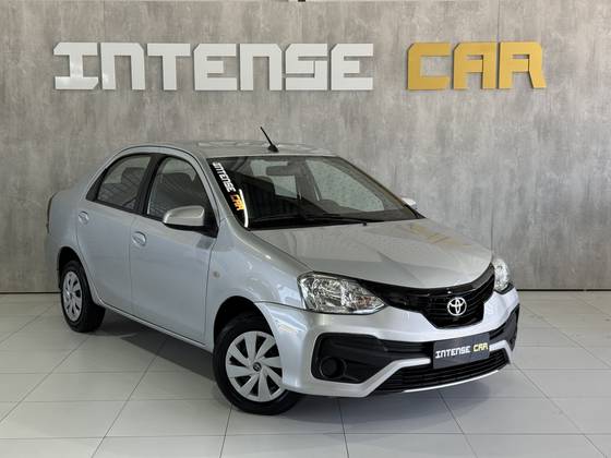 TOYOTA ETIOS 1.5 XS SEDAN 16V FLEX 4P AUTOMÁTICO